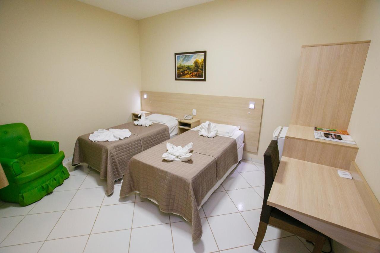 Vitoria Palace Hotel Sinop Bagian luar foto